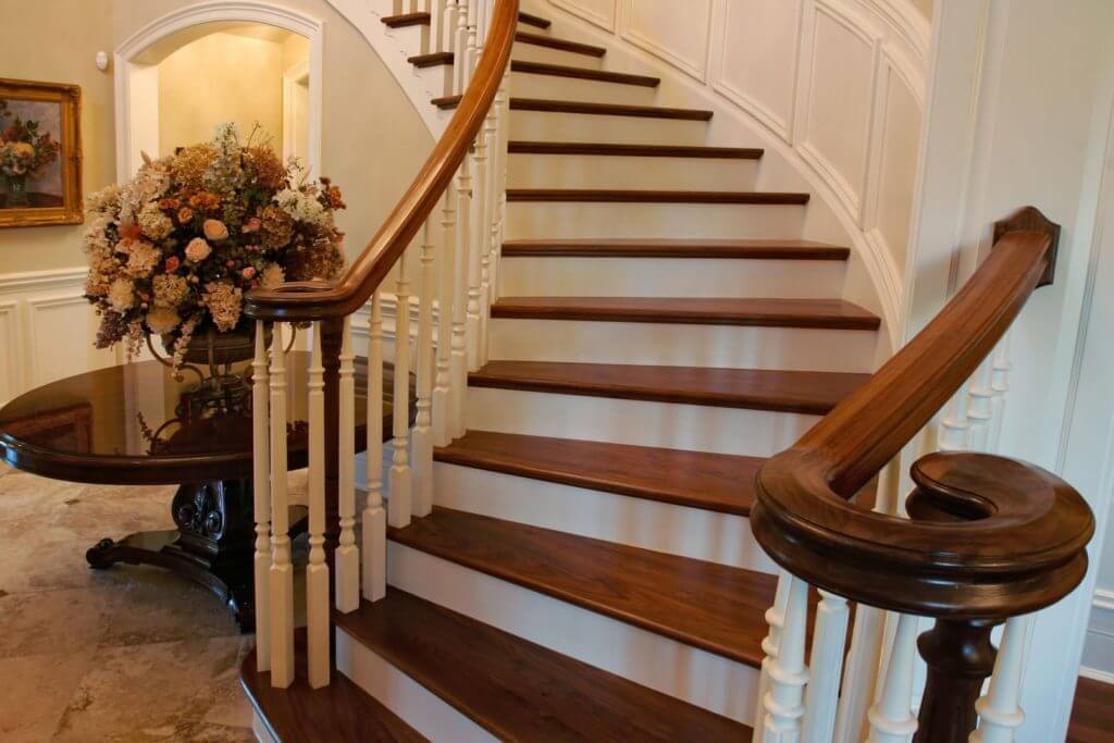 3 Simple Ways to Maintain Your Wooden Staircase | Stair-parts.com